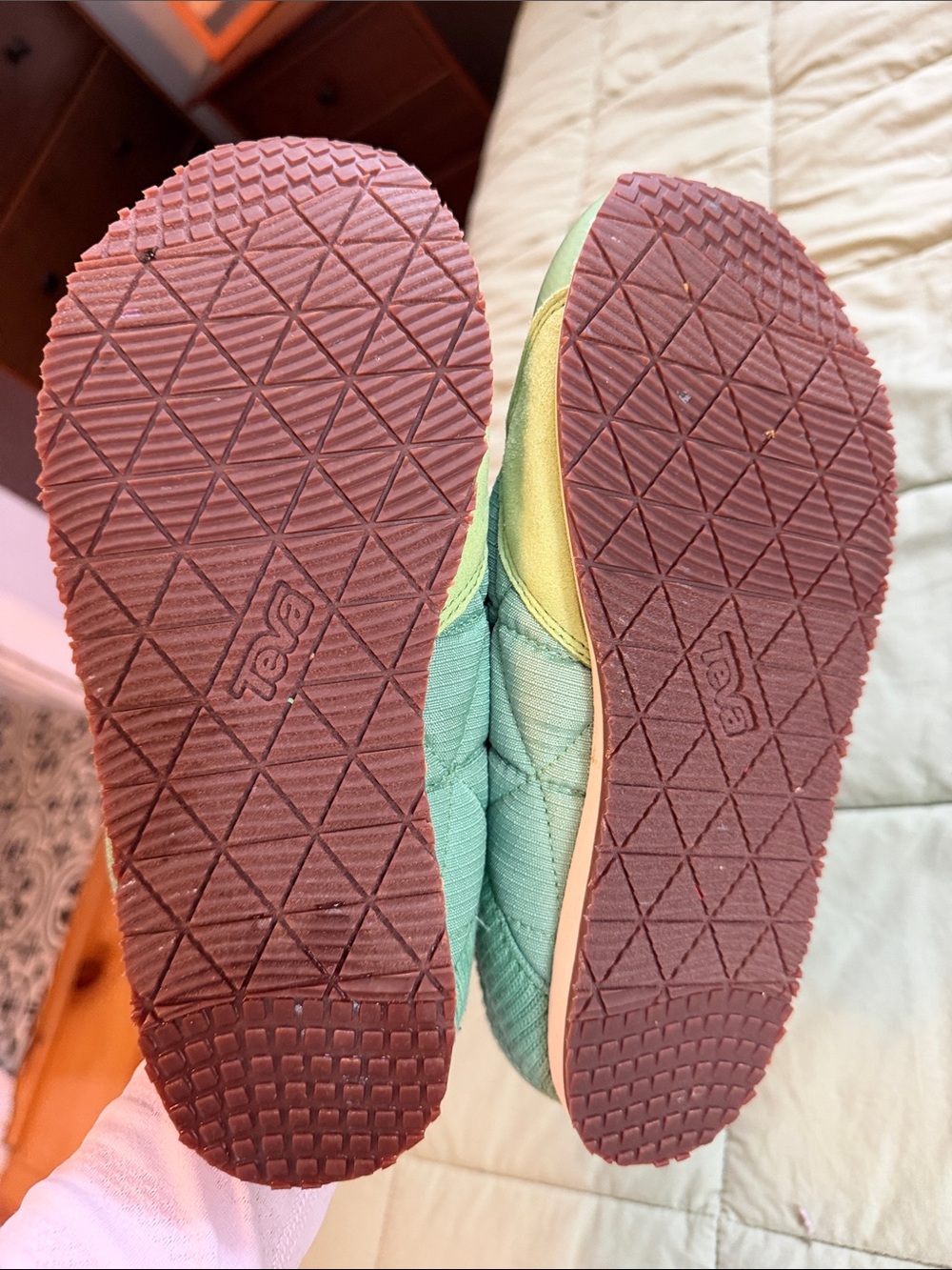 Teva Mint Green Quilted Slippers / Shoes - Picture 3 of 3
